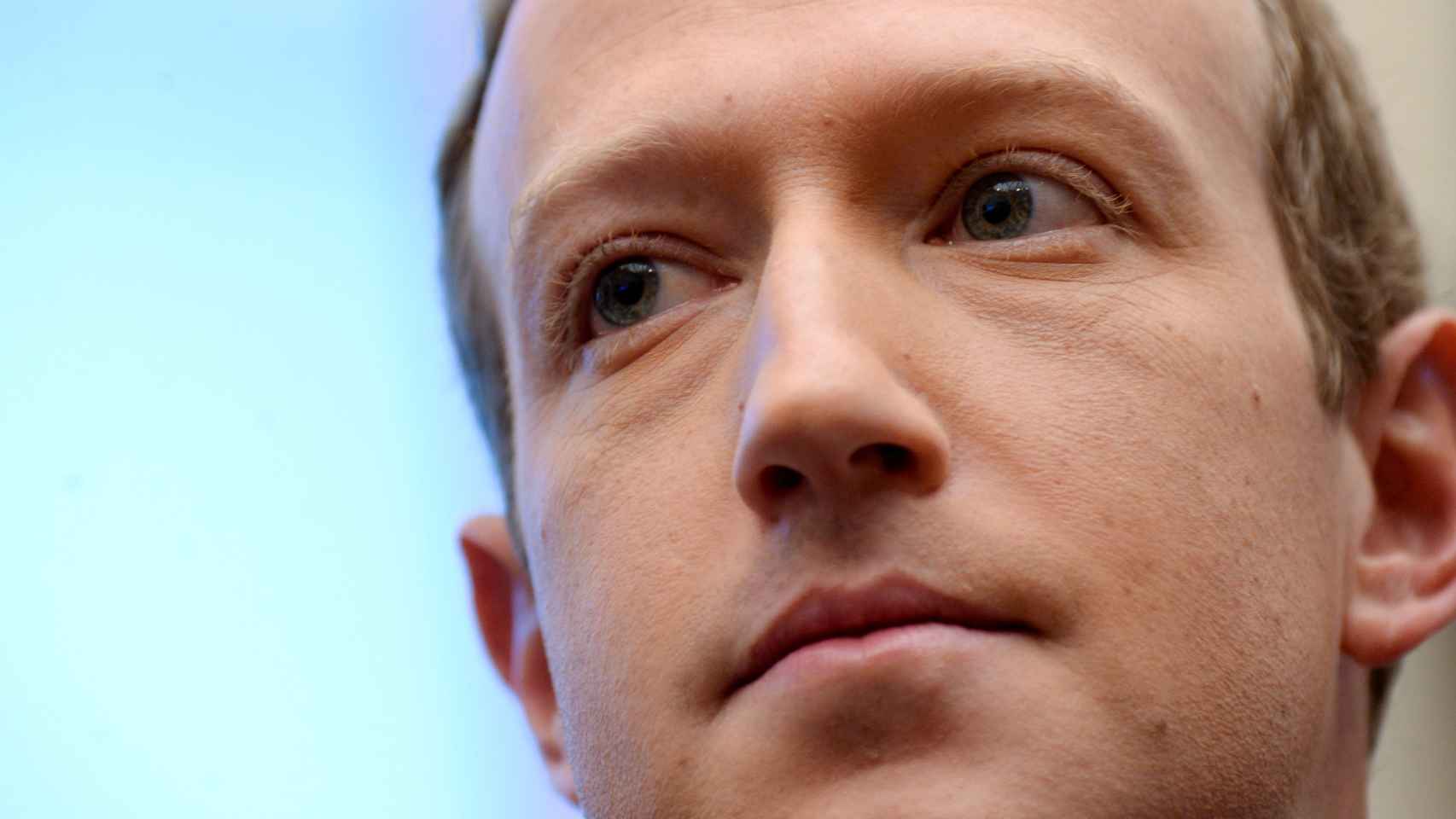 Mark Zuckerberg, testificando en Washington ante reguladores y legisladores