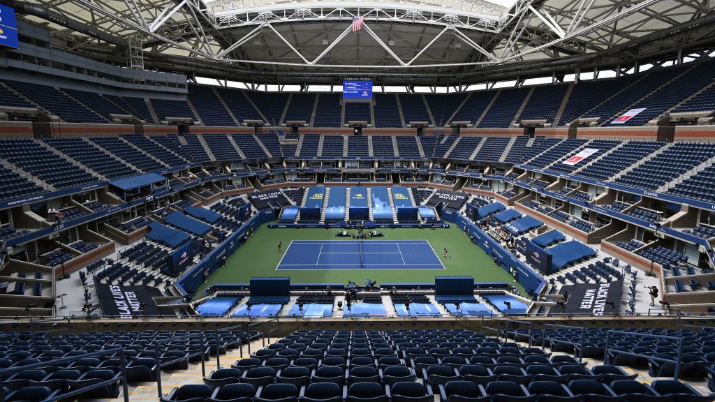 La pista Arthur Ashe durante el primer día de competición en el US Open.