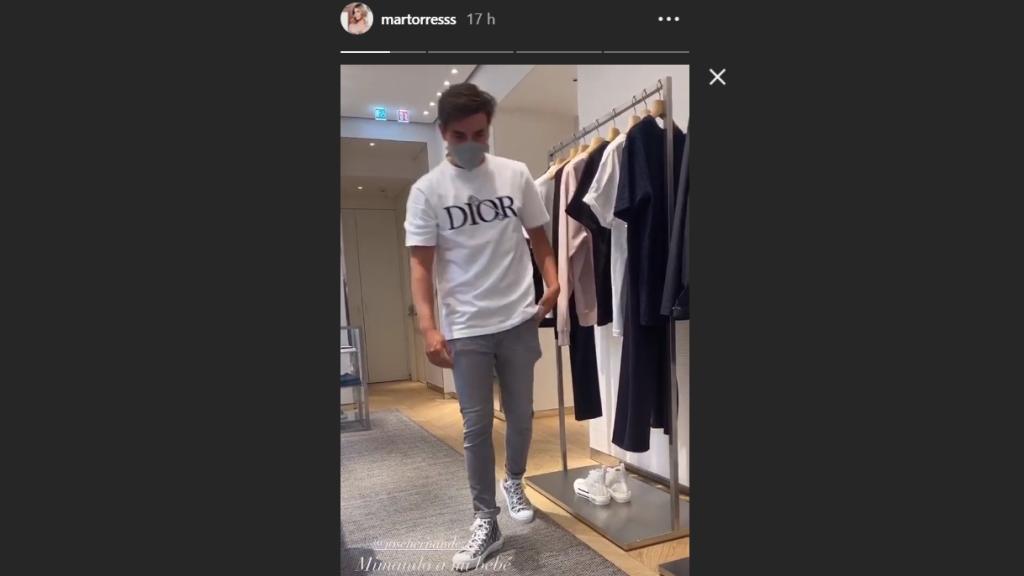 José Hernández, novio de Mar Torres, en la tienda Dior del barrio de Salamanca (Madrid).