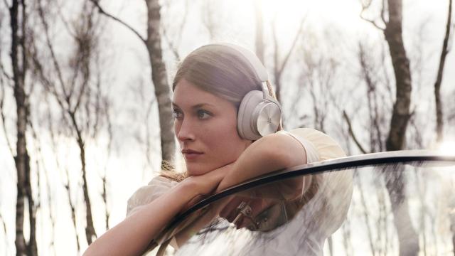 Bang and Olufsen Beoplay H95.