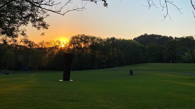 El lugar de Chillida, a punto del ocaso.