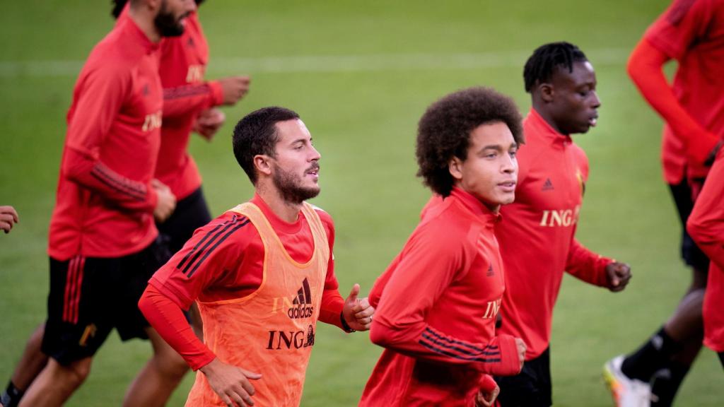 Hazard entrena con Bélgica