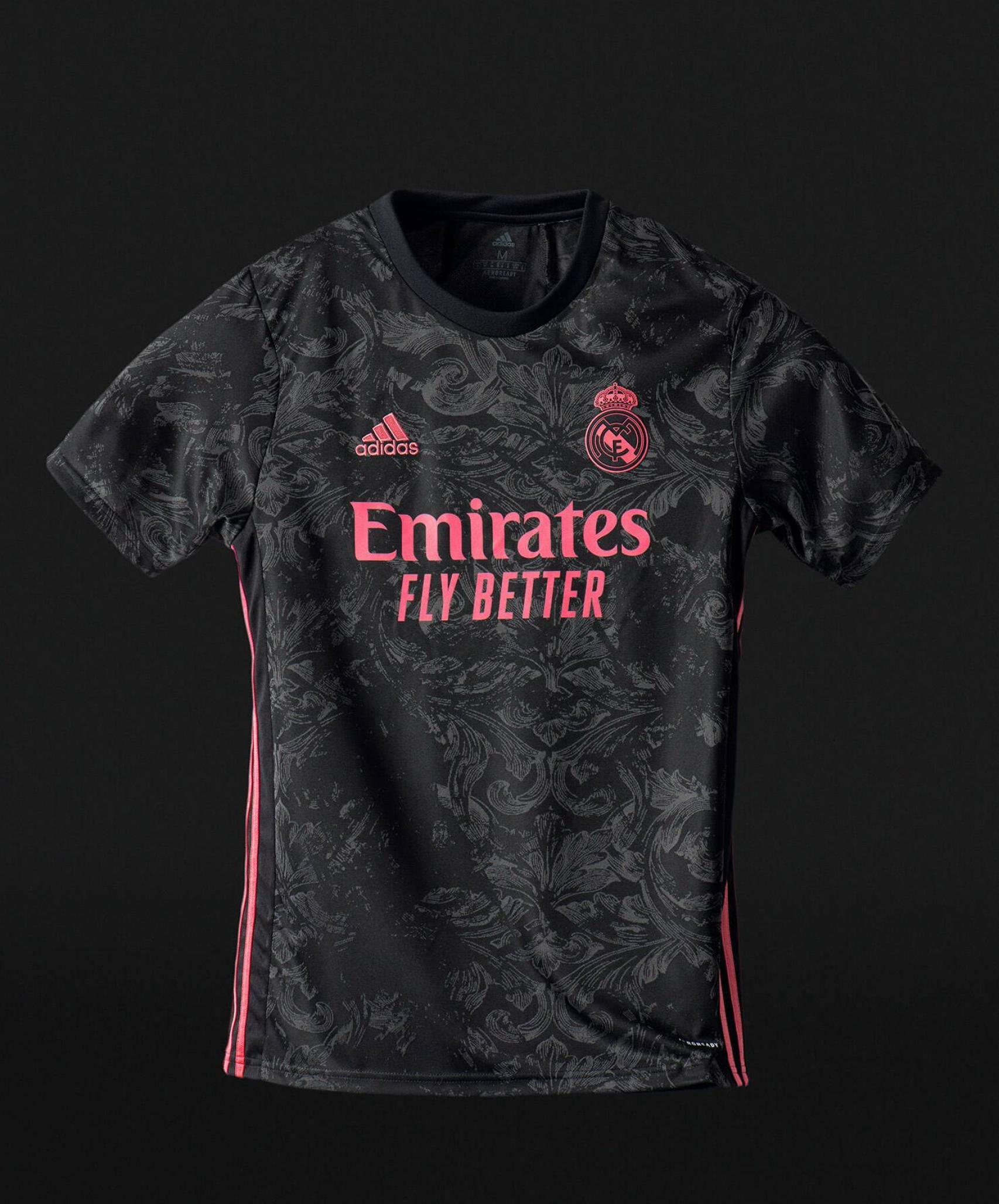 El Real Madrid presenta su tercera equipacion para la temporada 2020 2021