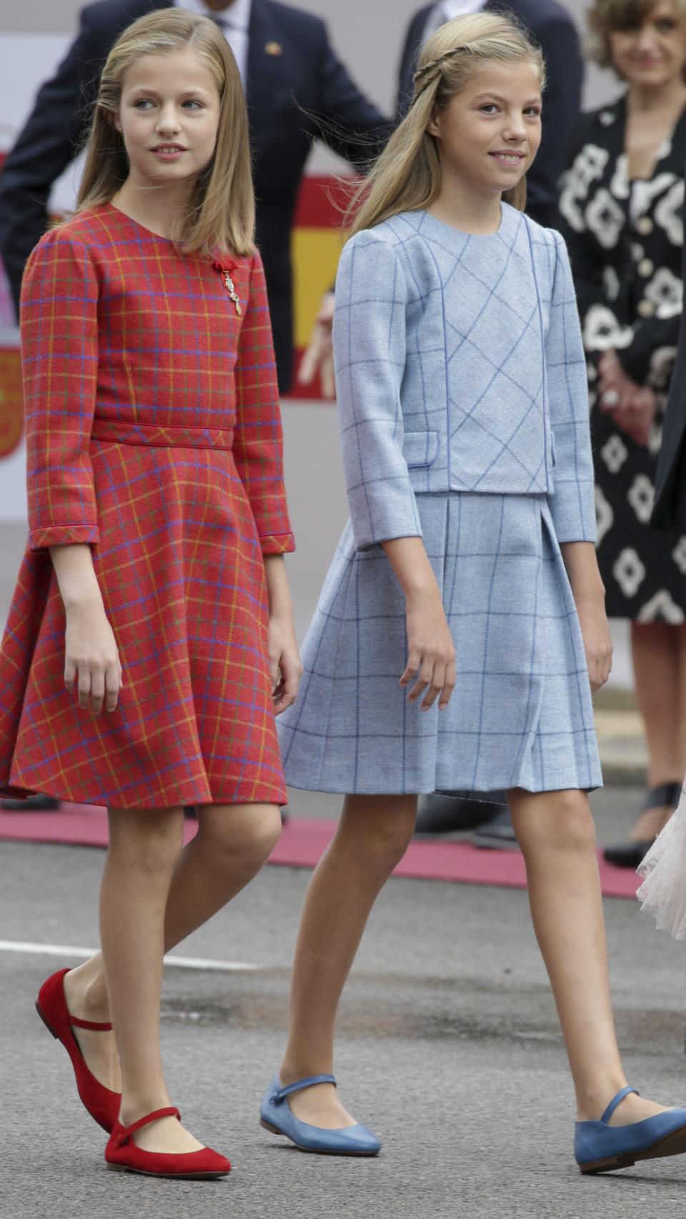 Leonor y Sofía, con unas bailarinas Eli Shoes, el Día de la Hispanidad 2018.