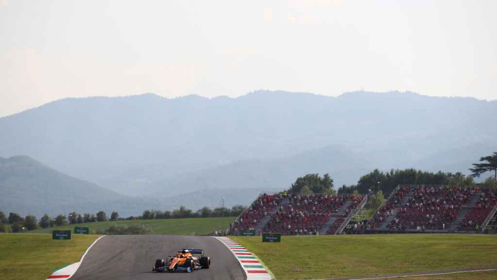 Carlos Sainz Jr, en el circuito de Mugello durante el Gran Premio de la Toscana