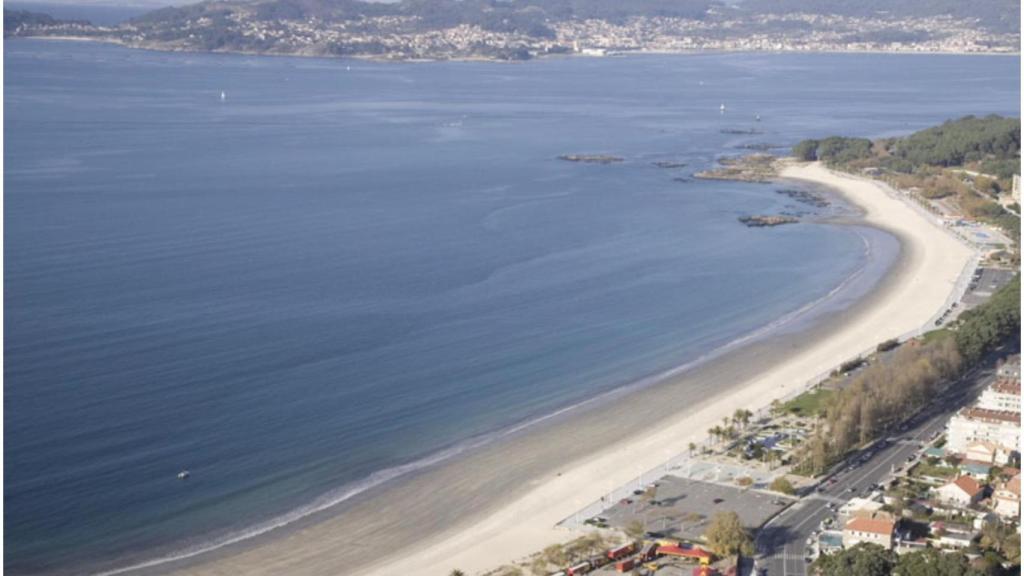 Vigo impondrá multas de hasta 750 euros por orinar en las playas y en el mar