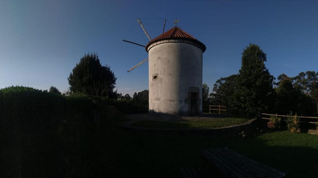 Molino de viento en Boucelo, Miño