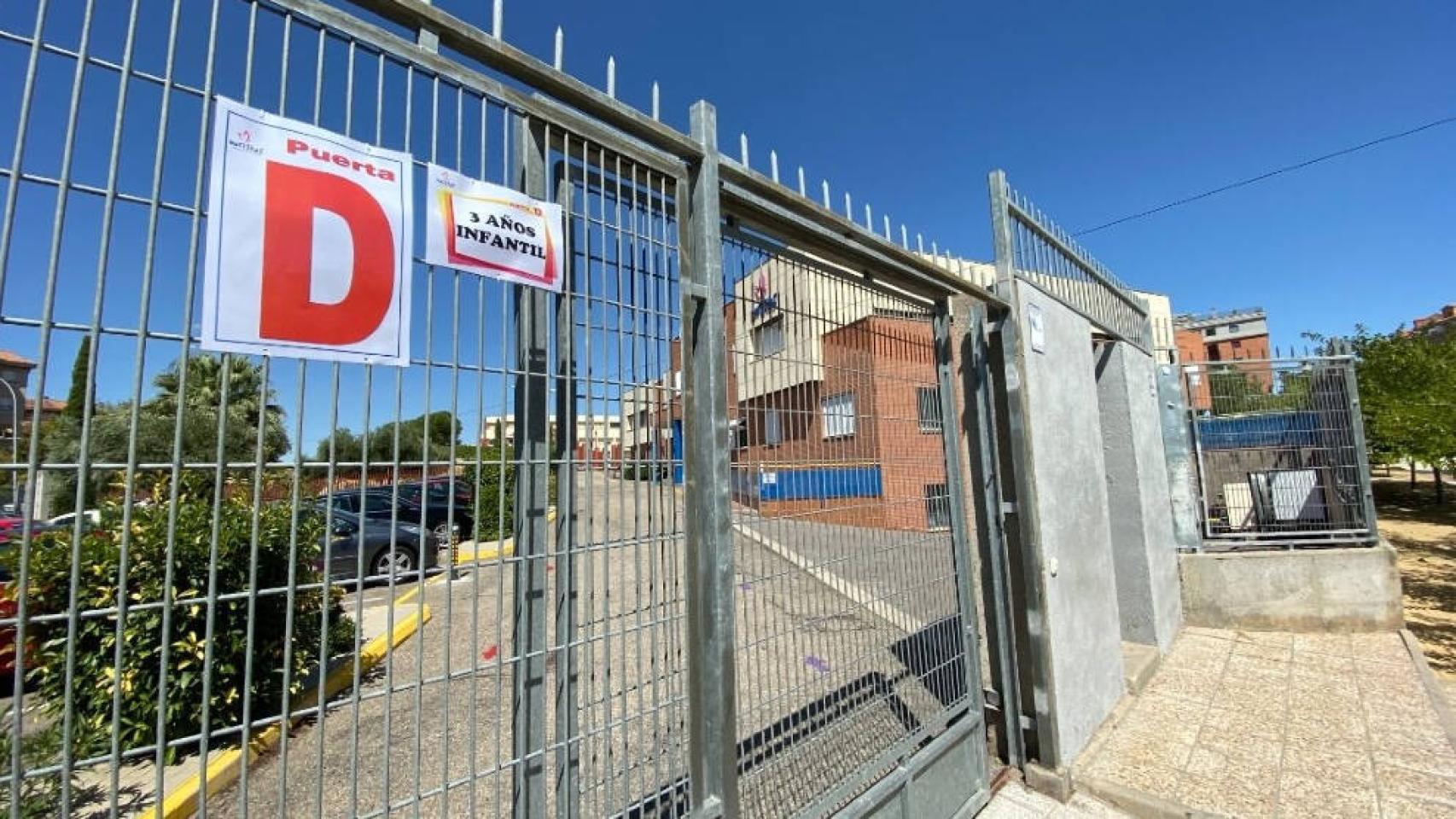 Uno de los accesos al colegio Maristas de Toledo (Foto: @MaristasToledo)