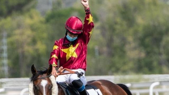 La 'jockey' sevillana Nieves García.