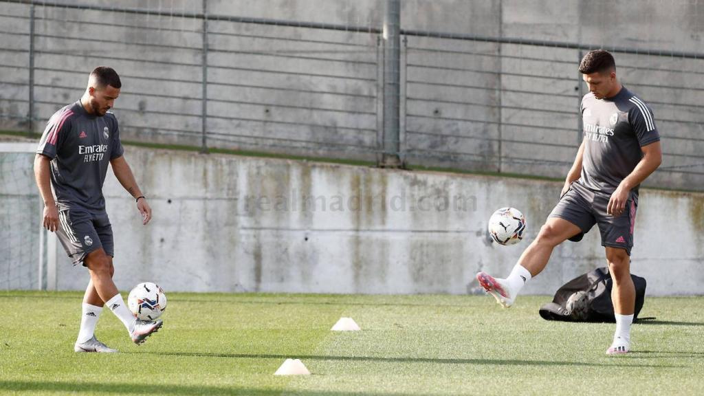 Hazard y Jovic entrenando