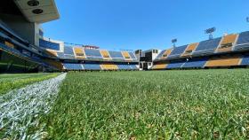 El Estadio Ramón de Carranza, desde el césped