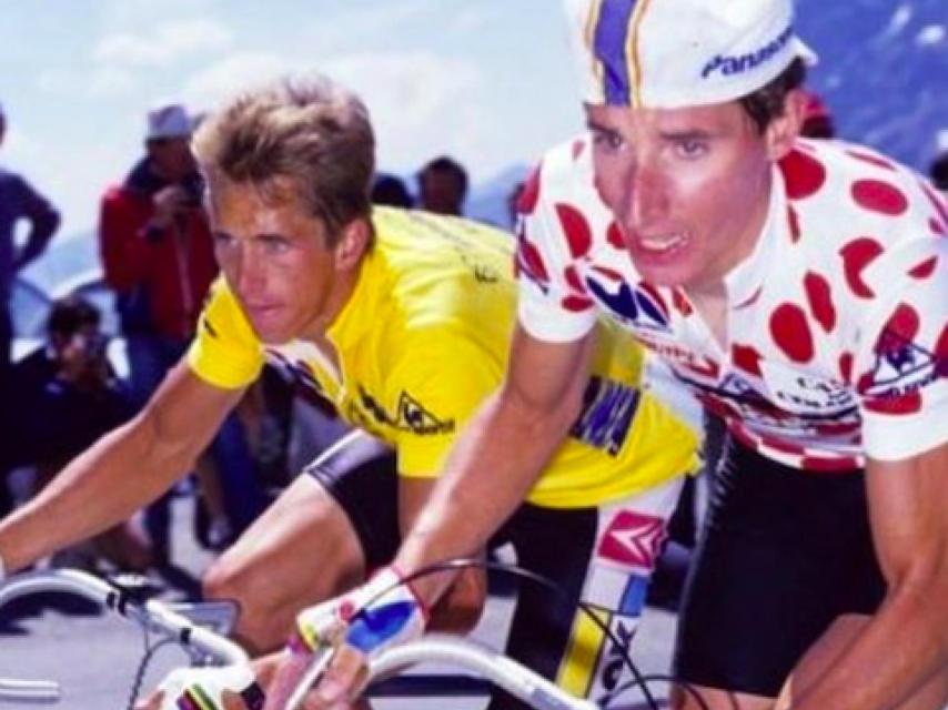 Robert Millar con el maillot de la montaña del Tour