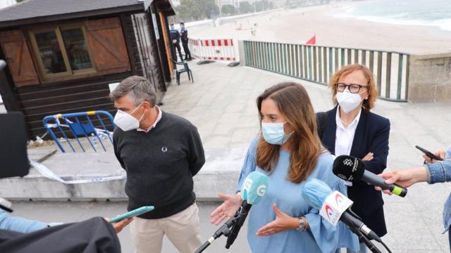 La alcaldesa de A Coruña advierte que la estatua de Millán Astray no saldrá de la ciudad