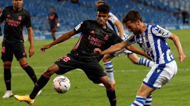 Marvin ante David Silva, en su debut con el primer equipo del Real Madrid en La Liga