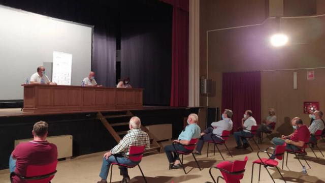 Un instante de la reunión del Consejo Agrario Local de Mora