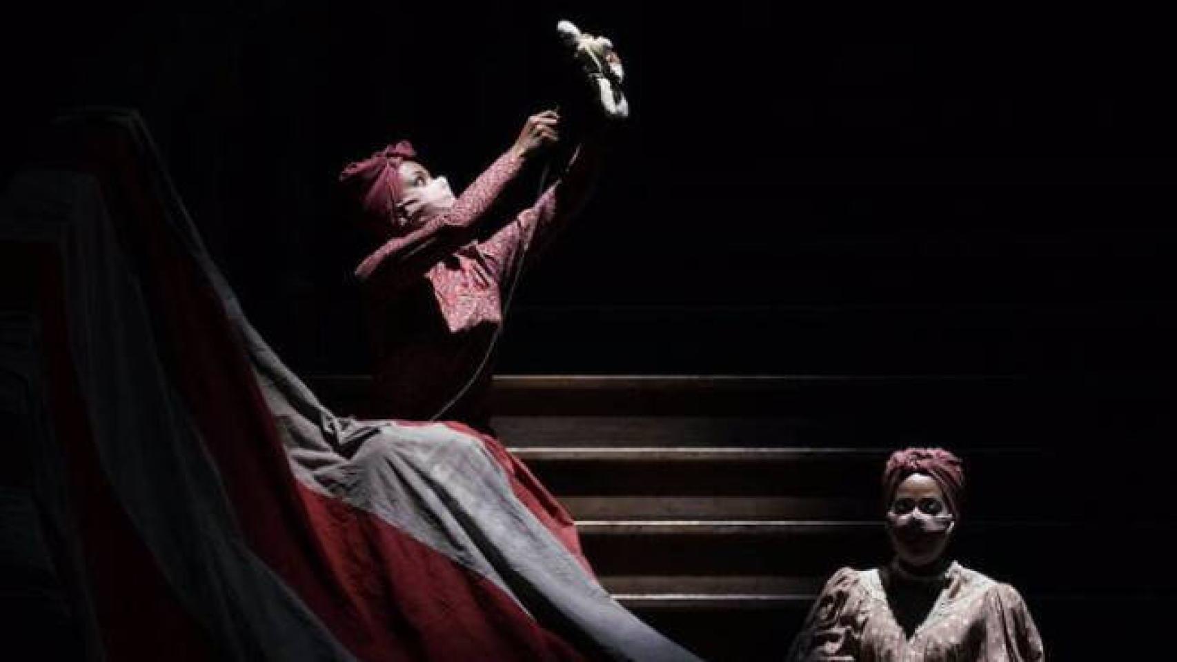 Escena de la obra 'Un ballo in maschera' en el Teatro Real - Foto: JAVIER DEL REAL - Archivo