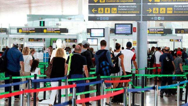Aena saca a concurso por 460 millones el polémico servicio de seguridad de aeropuertos