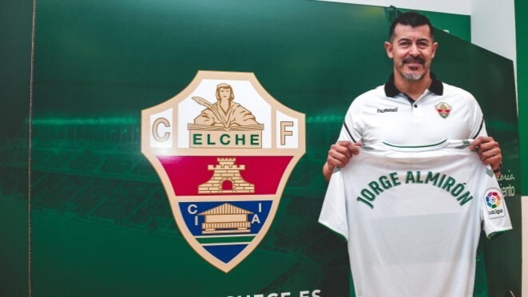 Jorge Almirón presentado con el Elche