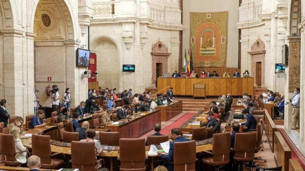 El Parlamento andaluz donde se ha aprobado el dictamen.