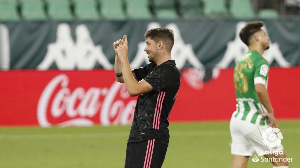 Fede Valverde celebra su gol con el Real Madrid ante el Betis