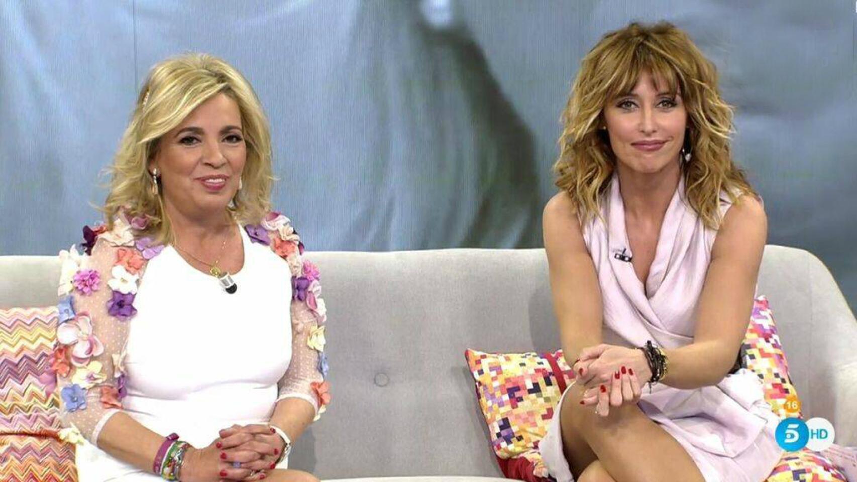 Emma García junto a Carmen Borrego, en un programa de 'Viva la vida'.