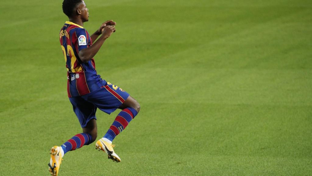 Ansu Fati celebra el gol del Barcelona ante el Villarreal