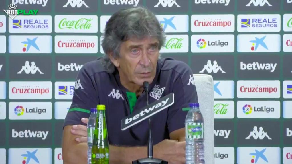 Manuel Pellegrini en rueda de prensa