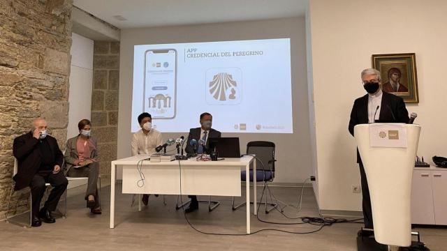 Presentación de la credencial digital del Camino de Santiago.