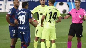 Marcos Llorente, jugador del Atlético de Madrid, durante un parón ante el Huesca