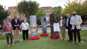 Albacete homenajea a sus mayores con un conjunto escultórico de arte participativo