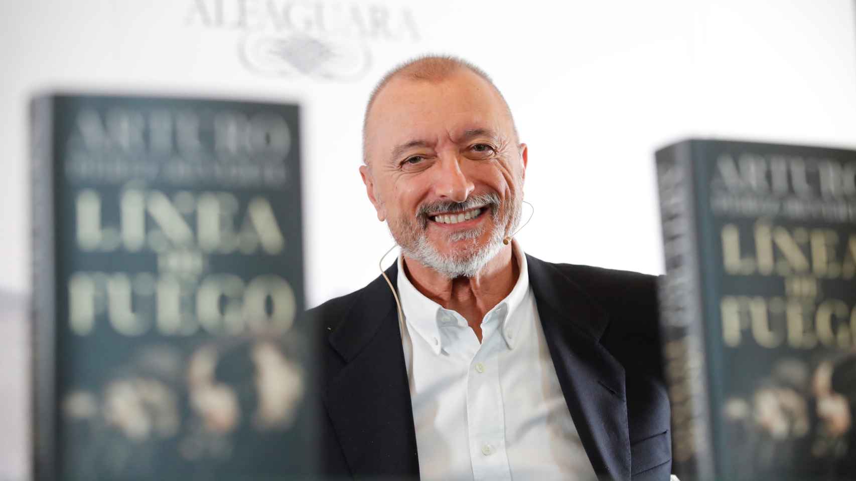 Arturo Pérez-Reverte, este martes durante la presentación de su nueva novela.