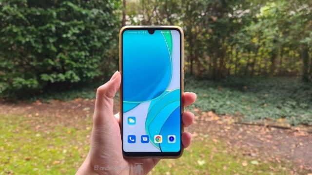 El OnePlus 8T no se ha presentado pero ya puedes descargar sus fondos de pantalla