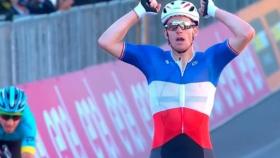 Arnaud Demare entra solo en la meta de la sexta etapa del Giro de Italia