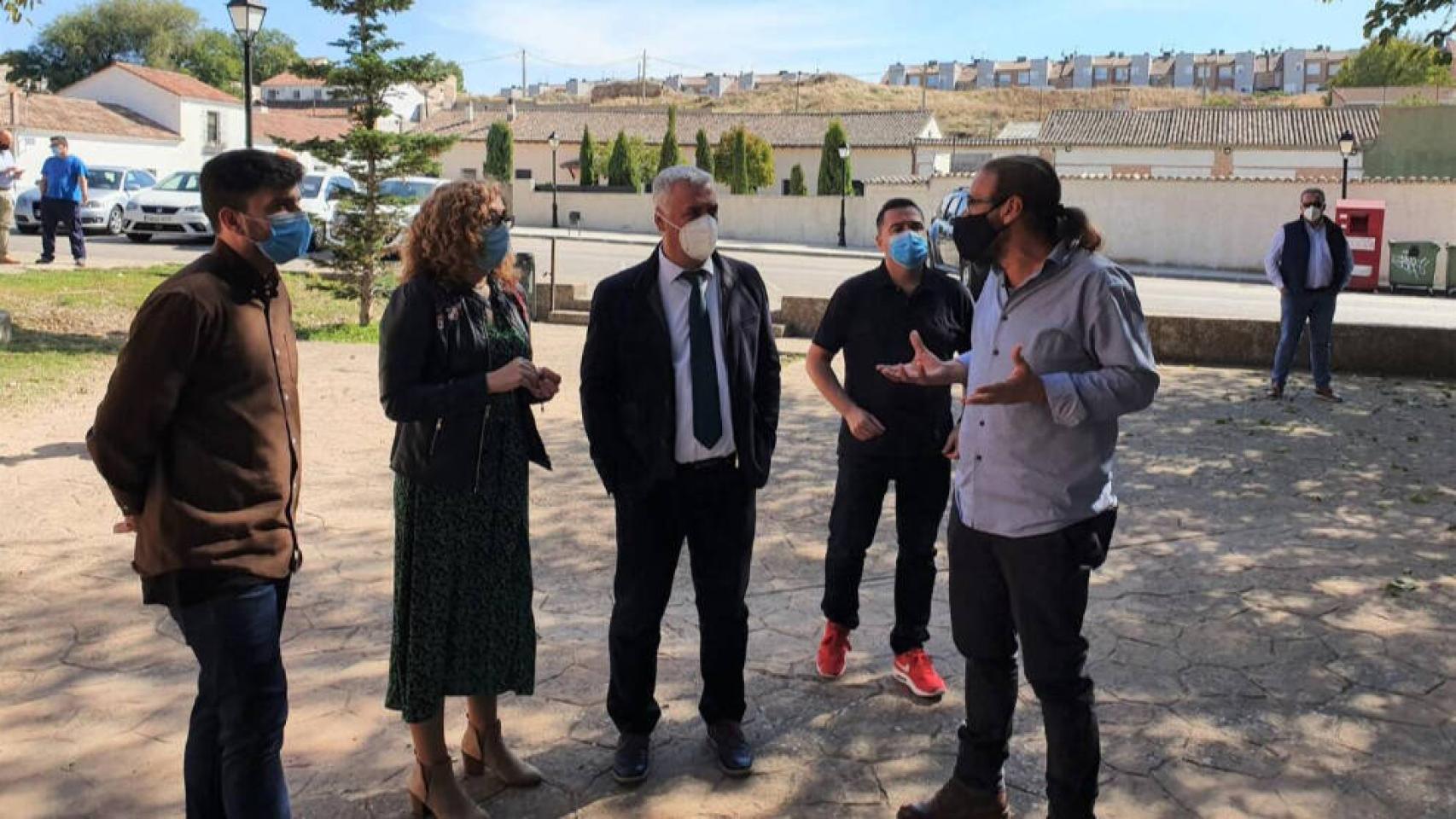 El presidente de la Diputación de Guadalajara, José Luis Vega, en Villanueva de la Torre