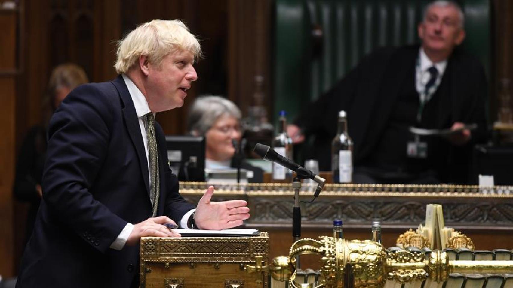 Boris Johnson presenta la nueva estrategia del gobierno para aborda los casos de coronavirus.