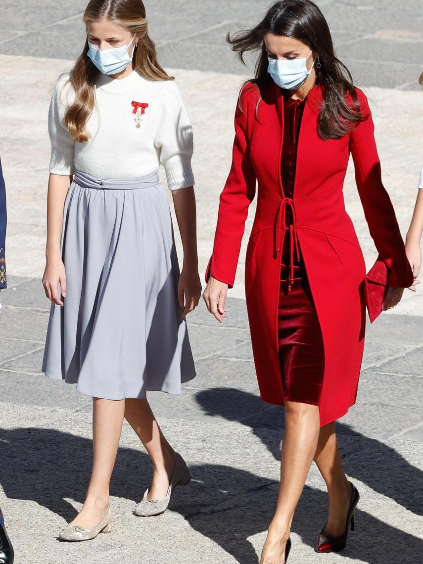 La princesa Leonor y la reina Letizia, en el Día de la Hispanidad.