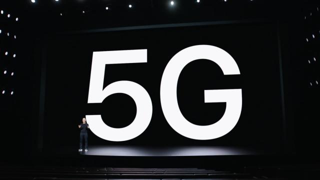 Imagen de la presentación del iPhone 5G, lanzado esta semana.