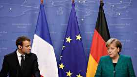 El presidente francés, Emmanuel Macron, y la canciller alemana, Angela Merkel, en una imagen de archivo.