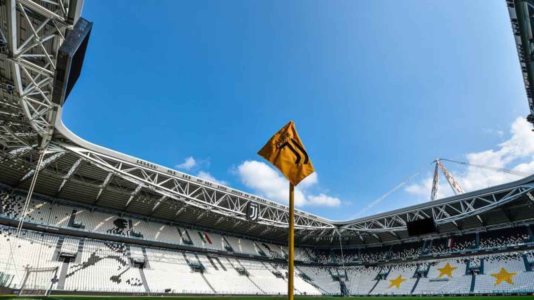 Banderín de la Juventus de Turín en el Juventus Stadium