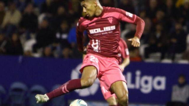 Eddy Silvestre en un partido con el Albacete