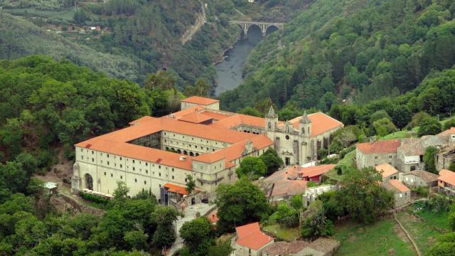 La Ribeira Sacra tiene excelentes vinos para degustar.