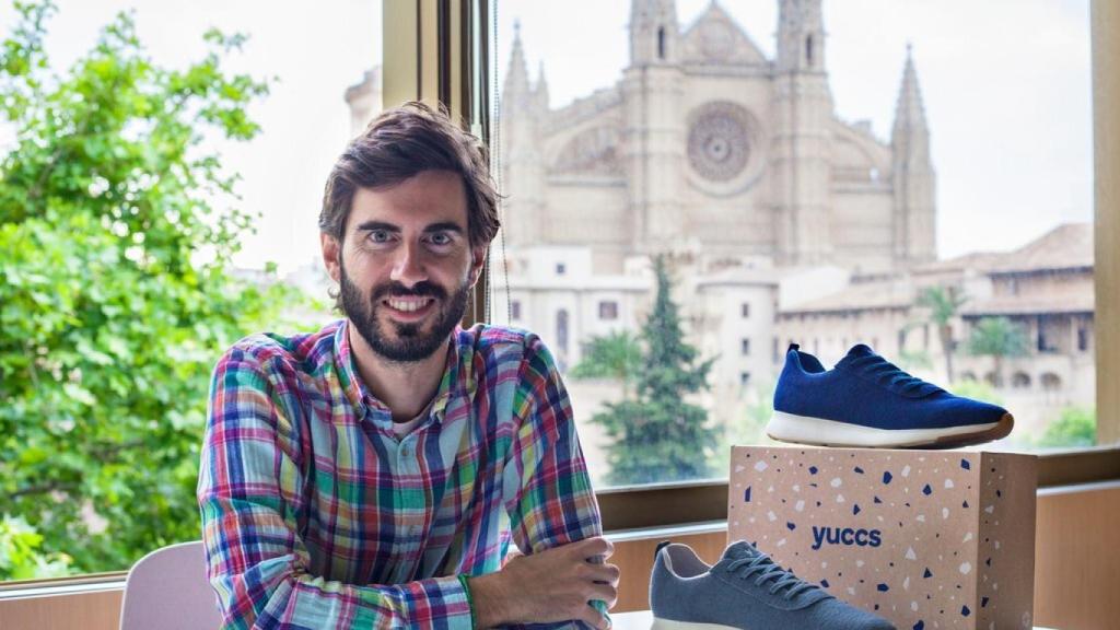 Pablo Mas y sus zapatillas.