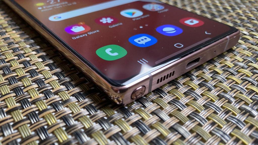 El lápiz táctil del Samsung Galaxy Note 20 cambia de sitio