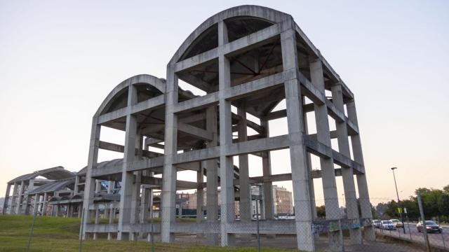 Estructura de la antigua fábrica de La Cros.