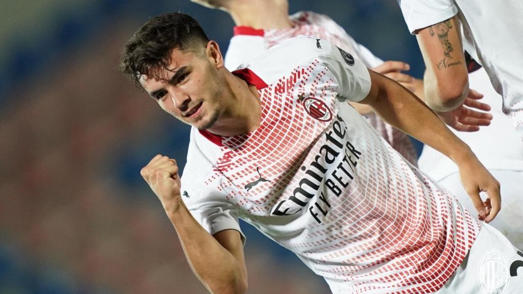 Brahim Díaz, con la camiseta del AC Milan