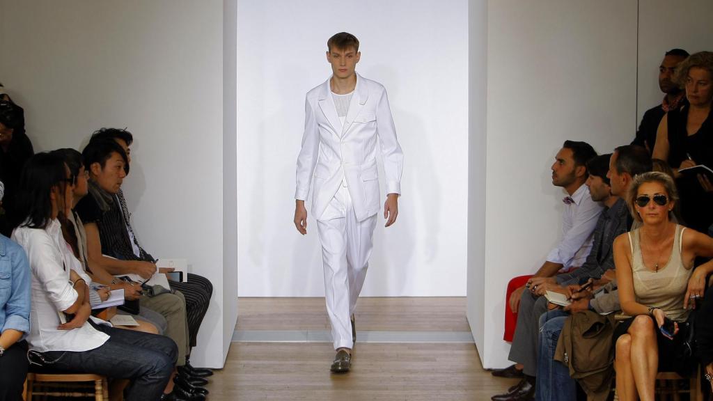 Desfile masculino de Yves Saint Lauren.