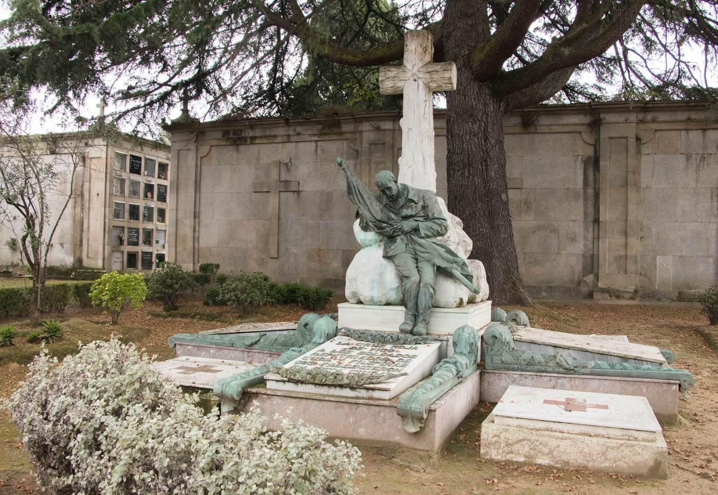 Cementerio de Pereiró en Avenida de Castrelos en Vigo.