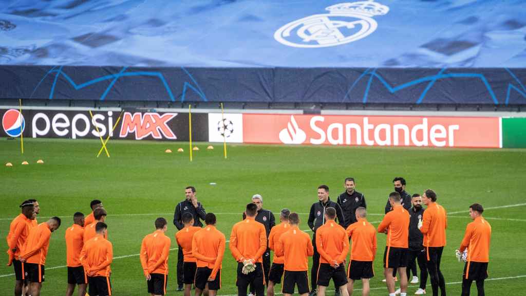 La plantilla del Shakhtar Donetsk se entrena en el Alfredo Di Stéfano