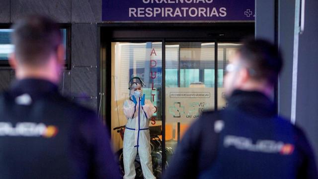 Personal sanitario del Hospital Álvaro Cunqueiro de Vigo. EFE/Salvador Sas.