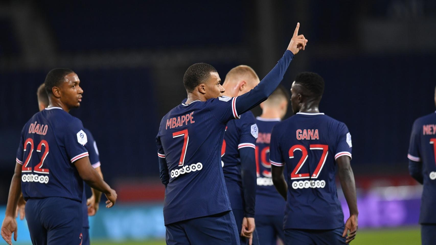 Mbappé dedica un gol con el PSG